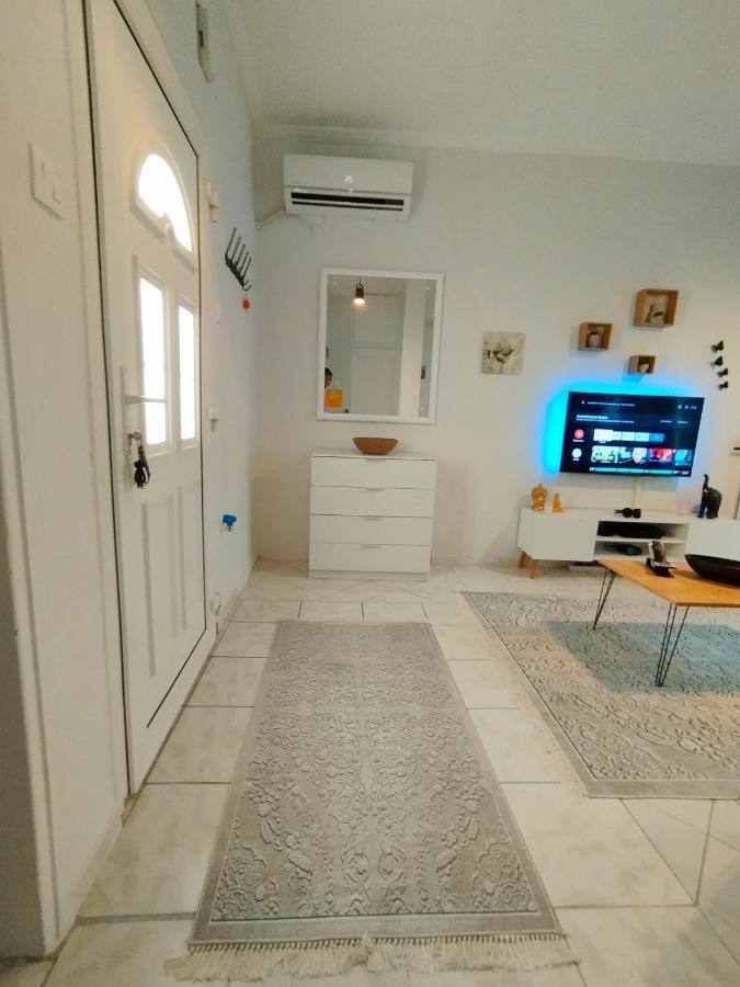 Antonia'S Cozy Apartment Hagia Triada Exterior foto